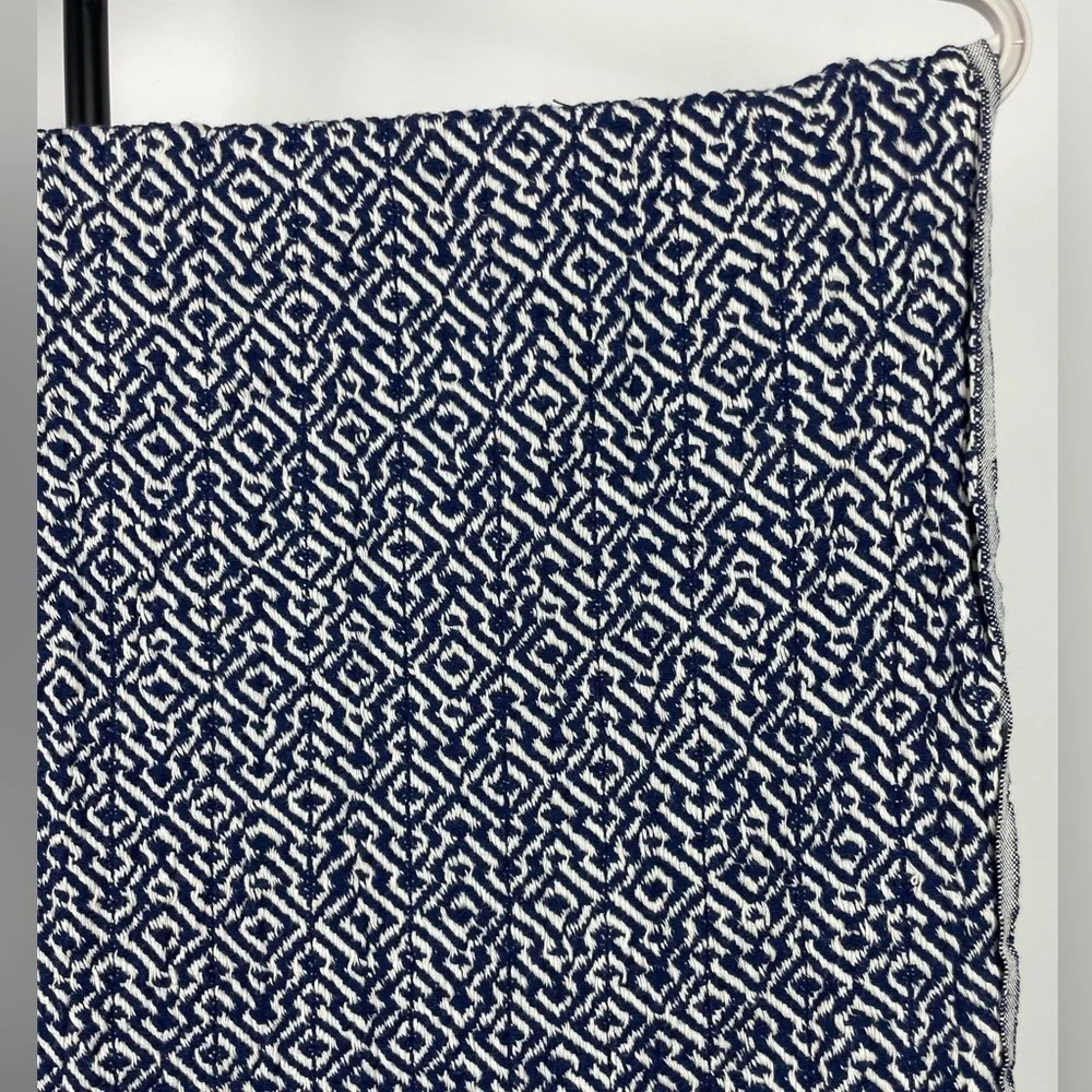 N/A textured blue